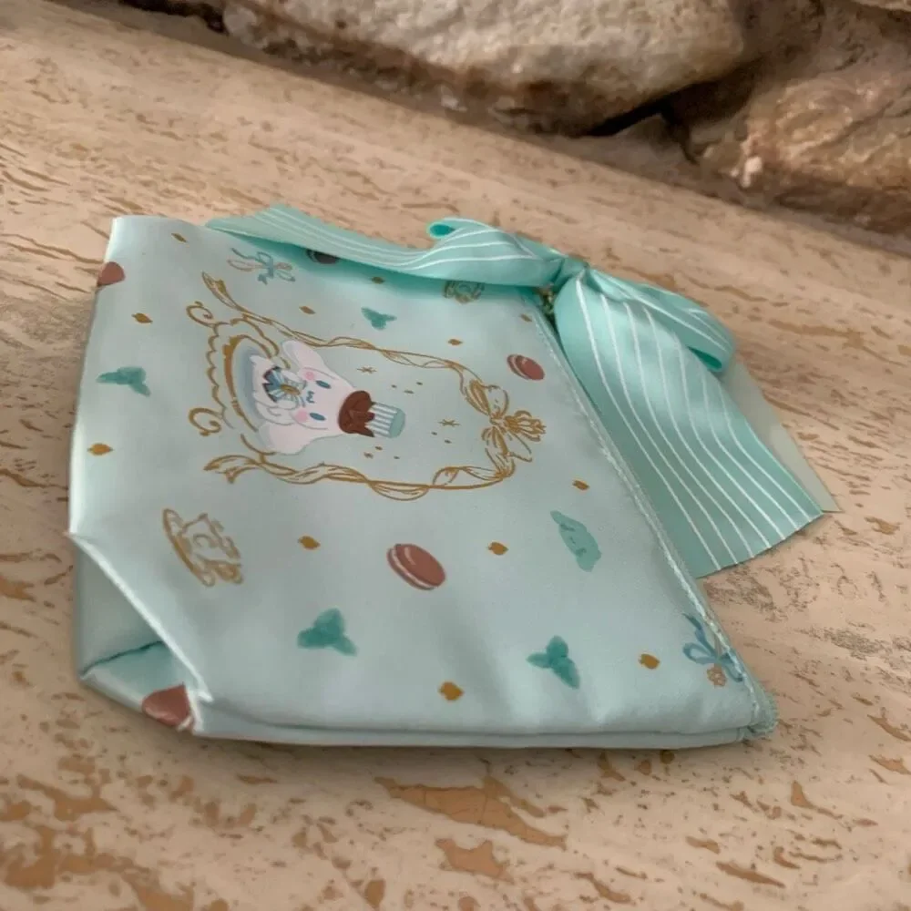 Sanrio cinnamaroll zip